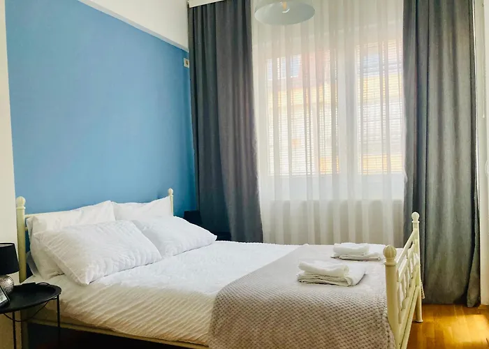 Dm Cozy Loft Скопье